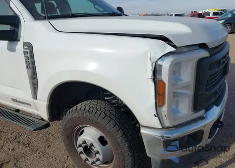 2024 Ford F350 из США, поврежденный, VIN 1FT8W3DT9REC87233